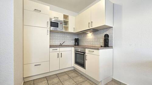 Einbauküche im Wohn-/esszimmer - 