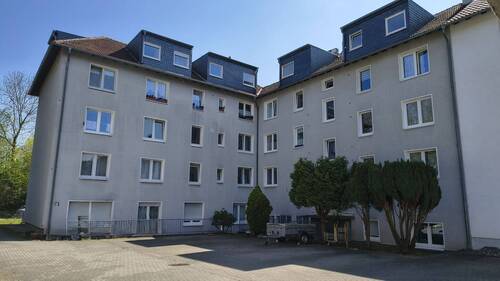Rückansicht - 3 Zimmer Etagenwohnung zum Kaufen in Bochum