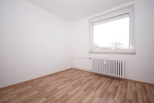 Zimmer - Helle 2-Zimmer-Wohnung im Tiergarten