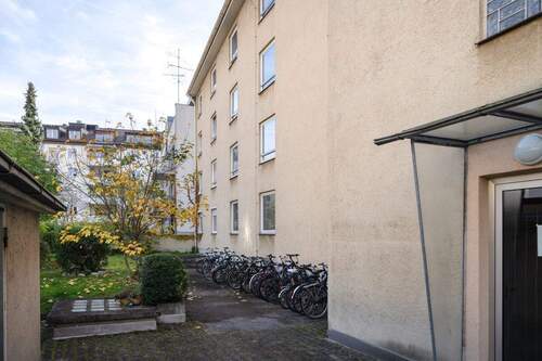Fahrradstellplatz am Haus - 