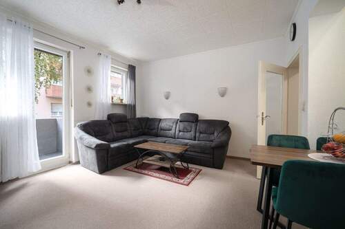 Wohn- und Essbereich vereint - 2 Zimmer Etagenwohnung in München Untergiesing