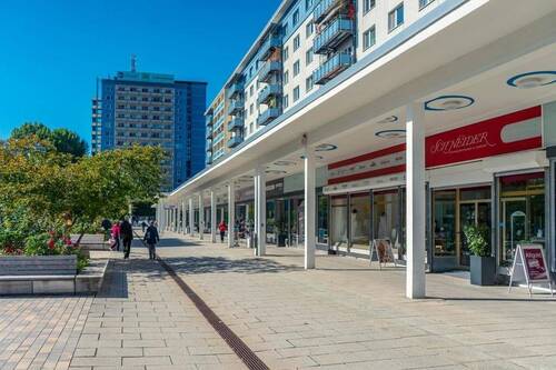 Ladenstraße - 7 Zimmer Gewerbeobjekt (Büro, Produktion, Verkauf) zur Miete in Chemnitz