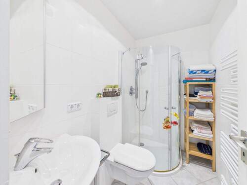 Innenliegendes Duschbad - 