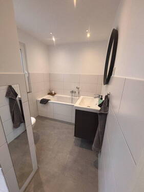 Bad (Dusche & Badewanne) - 