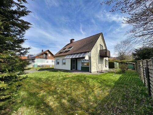 Seitenansicht - 6 Zimmer Einfamilienhaus zum Kaufen in Schwendi