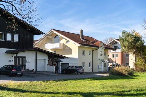 Ruhige Lage am Grünstreifen - 