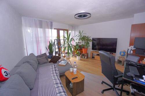 Wohnzimmer Ansicht 1 - 2 Zimmer Etagenwohnung in München Neuperlach