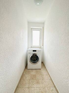 Abstellkammer - 