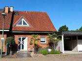 Bild 1 - Freigestellte DHH in familienfreundlicher Lage von Holzhausen