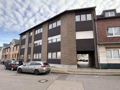 Frontansicht - 2 Zimmer Etagenwohnung in Würselen