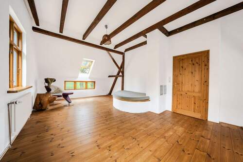 Wohnzimmer - 6 Zimmer Einfamilienhaus in Großefehn