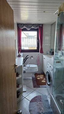 Bad - 3 Zimmer Etagenwohnung in Stuttgart