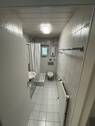Blick ins Badezimmer - 