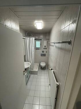 Blick ins Badezimmer - 