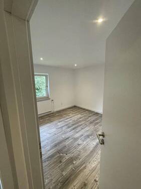 Blick ins Schlafzimmer - 