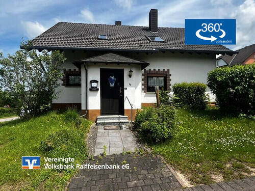 Straßenansicht2 - Ein tolles Familienhaus mit direktem Zugang zu schönen Wanderwegen