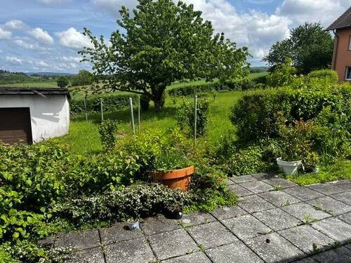 Terrasse mit Garten - 
