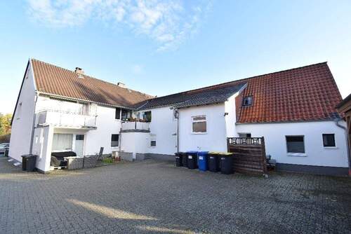 Hofansicht - Saniertes Mehrfamilienhaus in ruhiger Wohnlage!