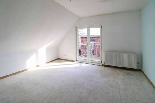 Schlafzimmer DG mit Balkon - 