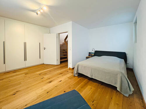 Hobbyraum im UG als Gästezimmer genutzt - 