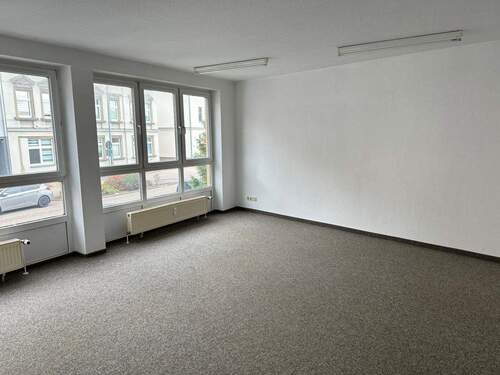 Gewerbefläche - Einfamilienhaus in Mittweida