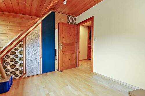 Zimmer 2 - 