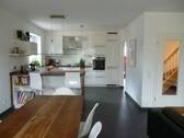 Vorschlag Küche mit Eßbereich - 4 Zimmer Mehrfamilienhaus, Wohnhaus in Kiel