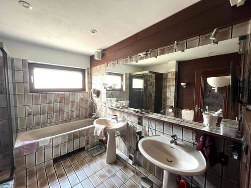 EG Bad Bild 2.jpeg - 