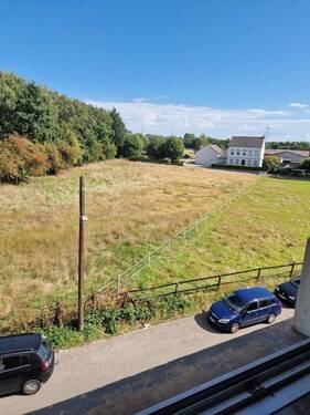 Ausblick Wohnzimmer - Etagenwohnung mit 80,00 m² in Essen zur Miete