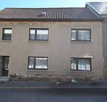 Platz für die ganze Familie - Zweifamilienhaus zentral und ruhig gelegen - Burg