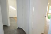 WE 8 Flur - Etagenwohnung mit 65,20 m&sup2; in Kraiburg zur Miete