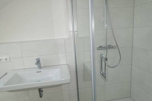 WE 8 Bad m Dusche - 