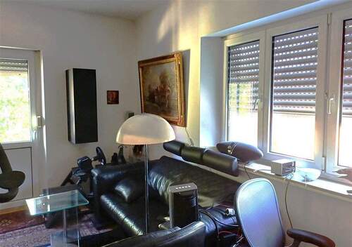 Wohnzimmer m. gr. Fenster - 