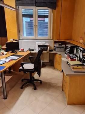 Empfang - Büro mit 140,00 m&sup2; in Karlsruhe zum Kaufen