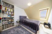 Schlafzimmer 2 OG - 