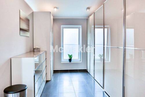 Ankleidezimmer Anbau EG - 