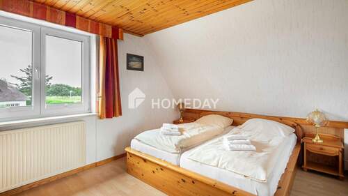 1. OG Schlafzimmer 2 1 - 