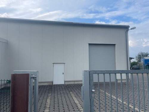 IMG_0960.jpg - Halle in Kassel zum Kaufen