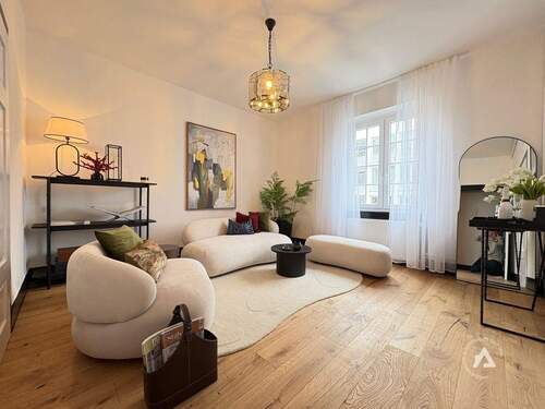 VES17_2 Living room - Frisch sanierte 3-Zimmer-Wohnung im eleganten Gründerzeithaus von 1910