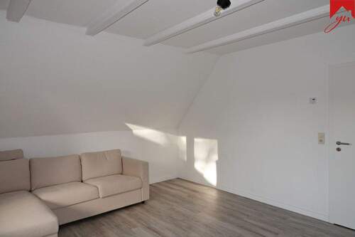 Wohn- und Esszimmer Bild II - 