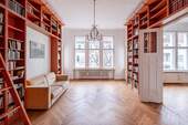 Bibliothek mit Zugang zur Loggia - 