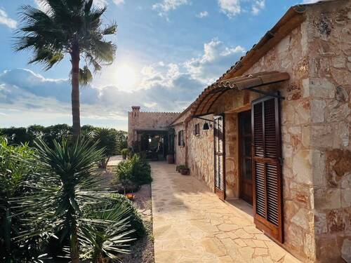 Bild 2 - 5 Zimmer Einfamilienhaus zum Kaufen in SANTANYI