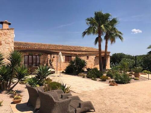 Bild 3 - 5 Zimmer Einfamilienhaus in SANTANYI