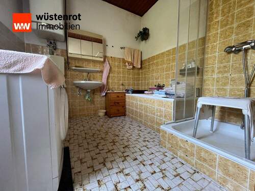 Bad OG - Einfamilienhaus mit 194,00 m² in Brodenbach zum Kaufen