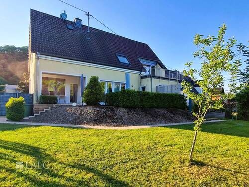 Garten - Mehrfamilienhaus, Wohnhaus mit 200,00 m² in Trier zum Kaufen