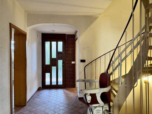 EG-Eingangsbereich - 5 Zimmer Reihenmittelhaus in Mannheim