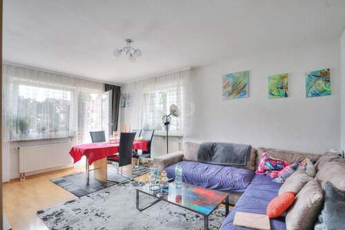 Wohnzimmer - 3 Zimmer Etagenwohnung zum Kaufen in Heilbronn