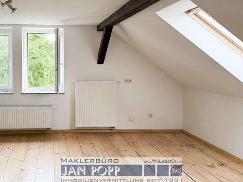 Zimmerteil im DG (Rechtes Haus) - 