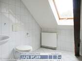 WC im Bad (Linkes Haus) - 