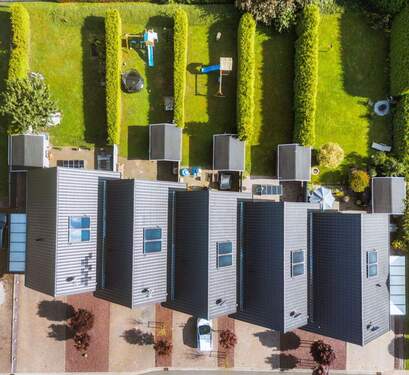 Vogelperspektive - 4 Zimmer Mehrfamilienhaus, Wohnhaus in Westoverledingen